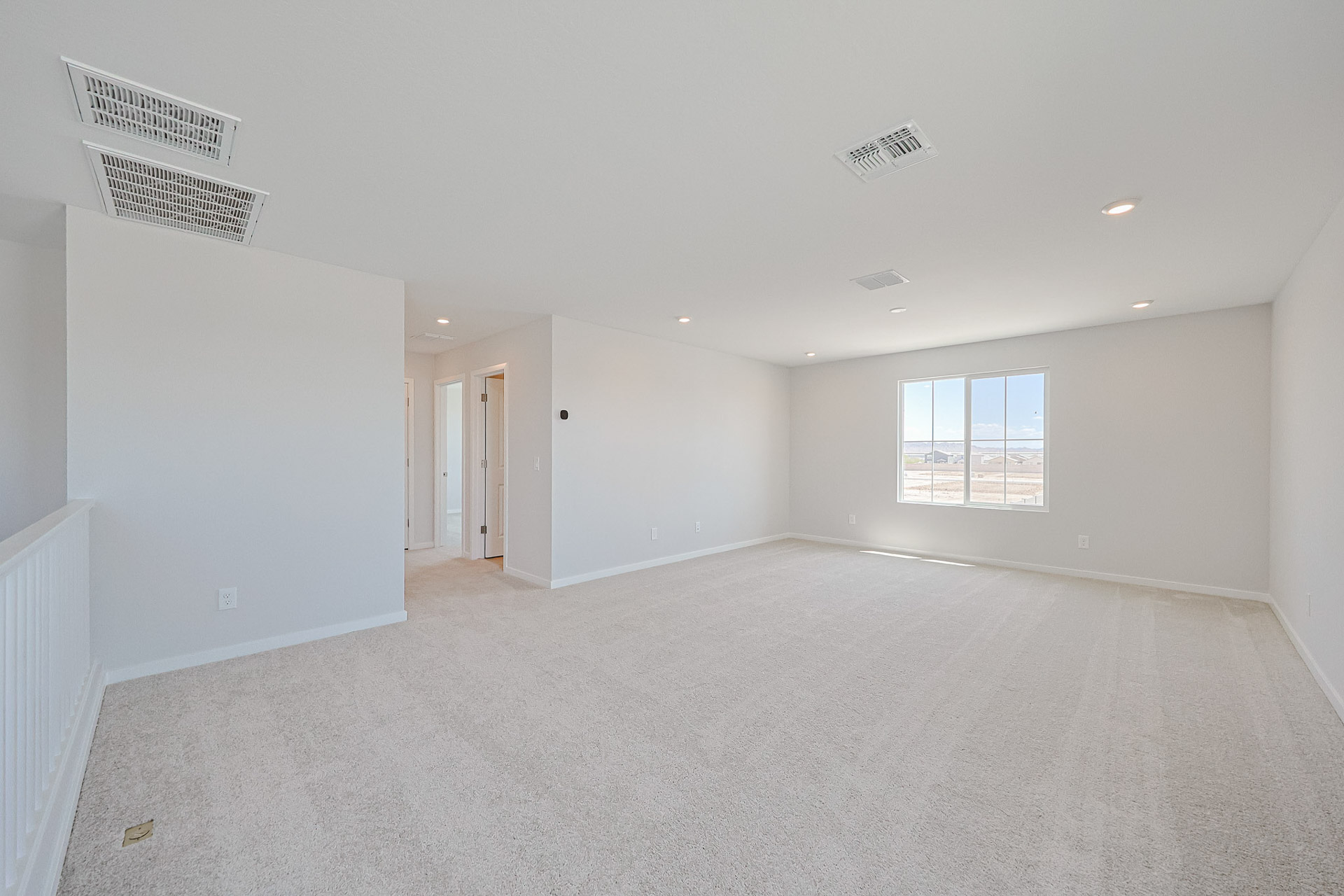 A large empty room.