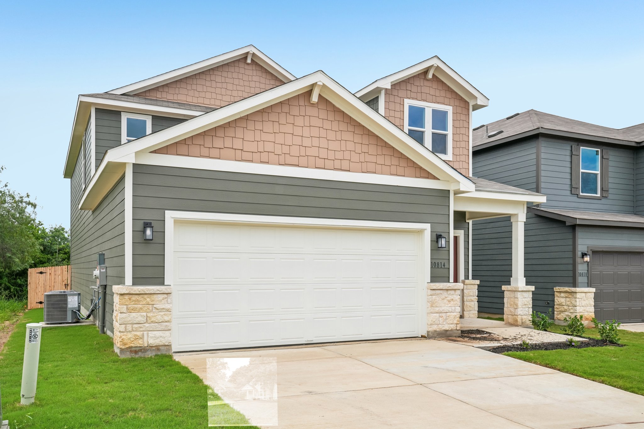 A garage in a neighborhood.